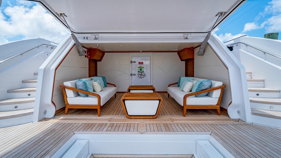 MAJESTY 140 Yacht MAJESTY 140 Yacht