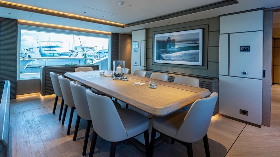 MAJESTY 140 Yacht MAJESTY 140 Yacht