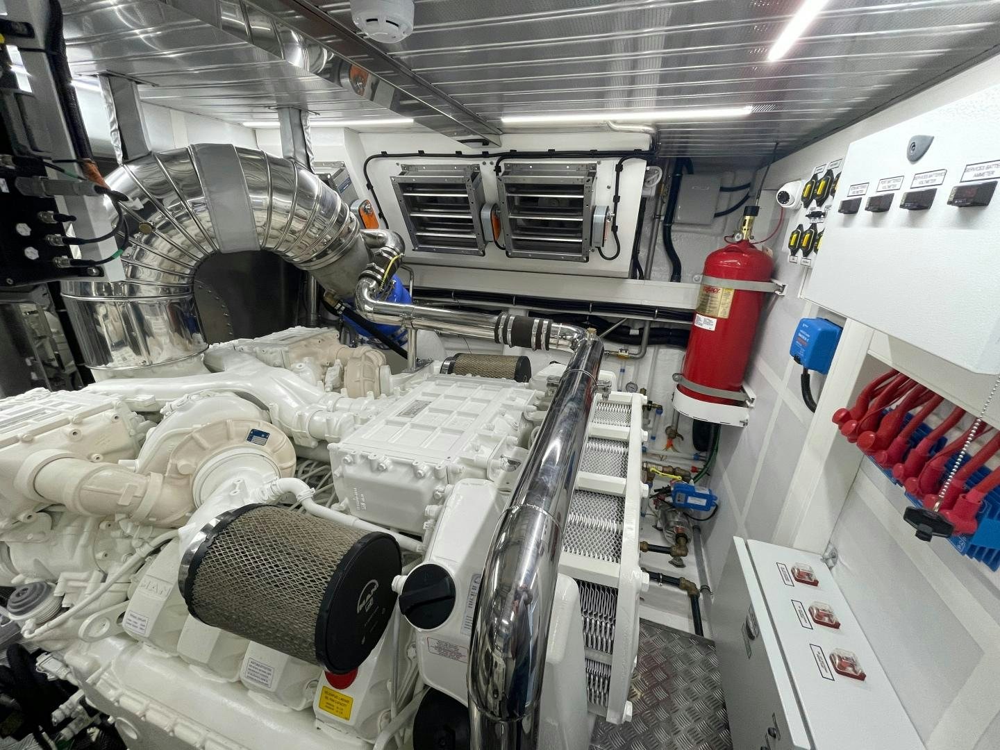 a room with a machine aboard AGRODOLCE Yacht for Sale