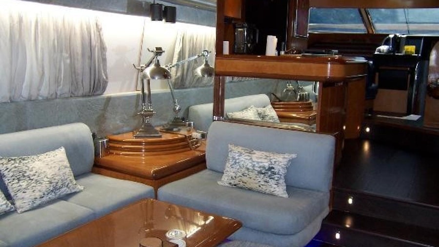 Unzipped Yacht Unzipped Yacht