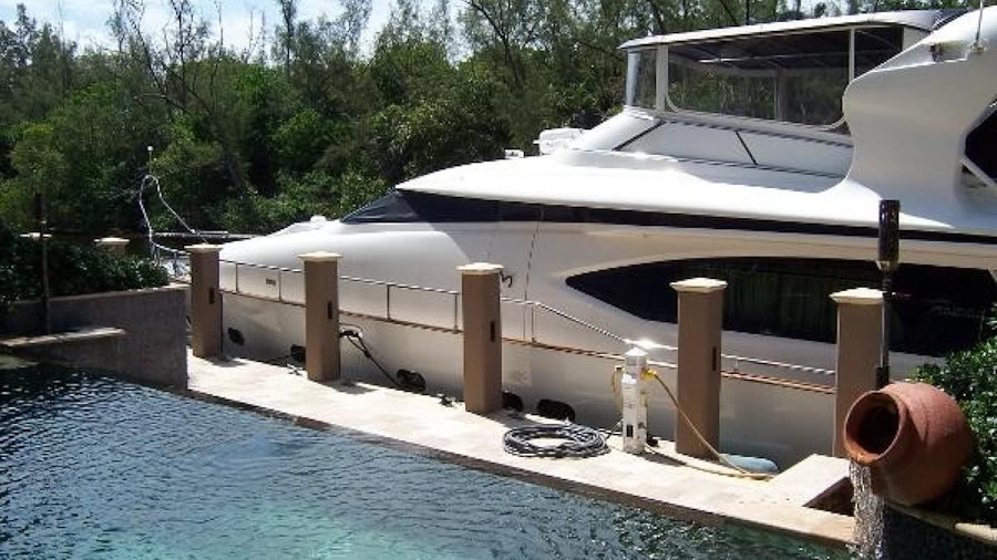 Unzipped Yacht Unzipped Yacht