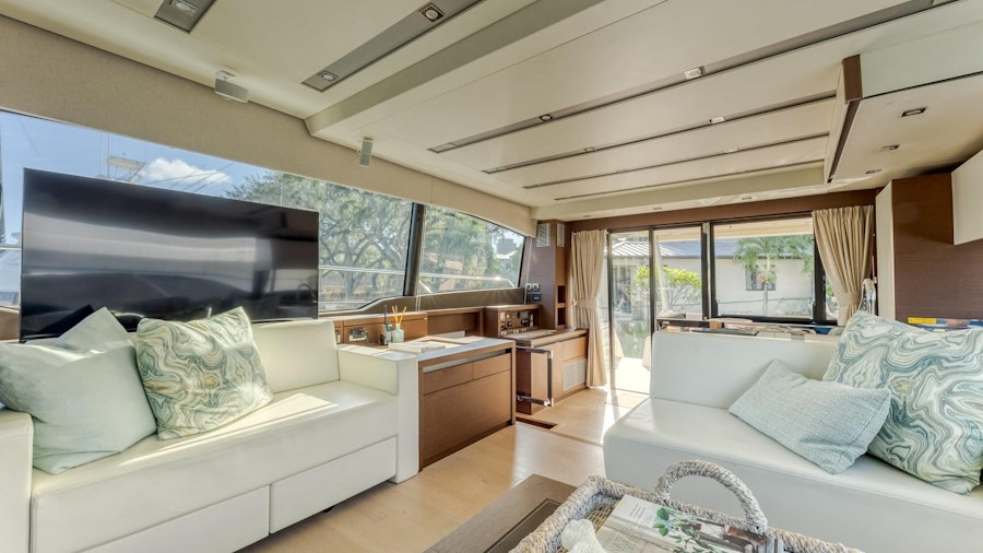 Christina Yacht Christina Yacht