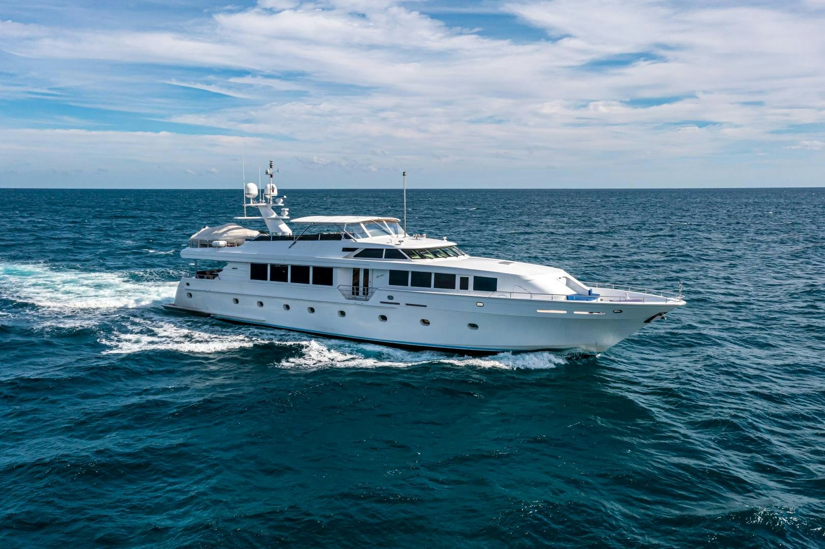 Watch Video for XOXO Yacht for Sale