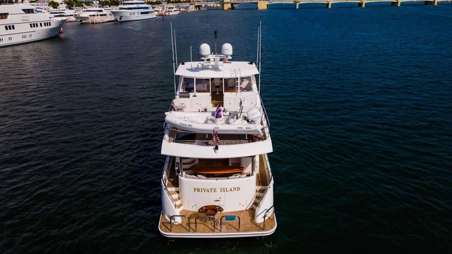 Private Island Yacht Private Island Yacht