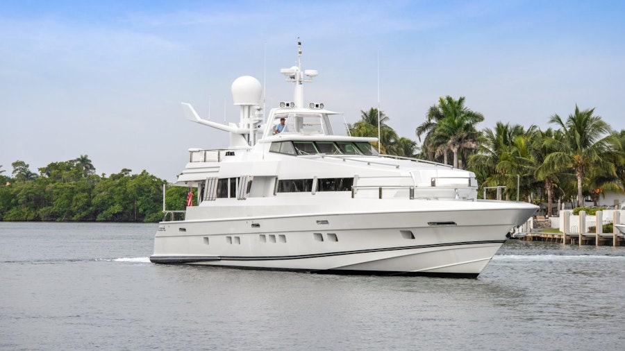 HIGHLINE Yacht HIGHLINE Yacht