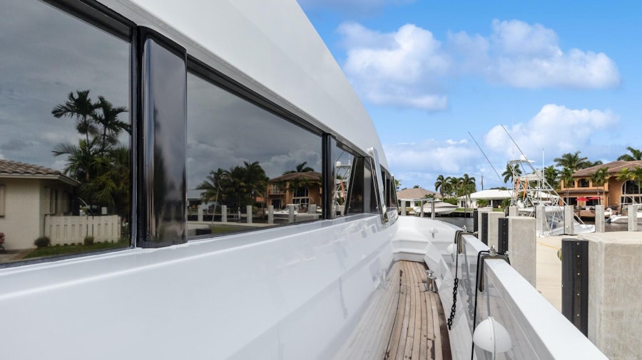 HIGHLINE Yacht HIGHLINE Yacht
