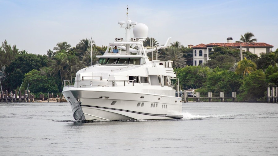 HIGHLINE Yacht HIGHLINE Yacht