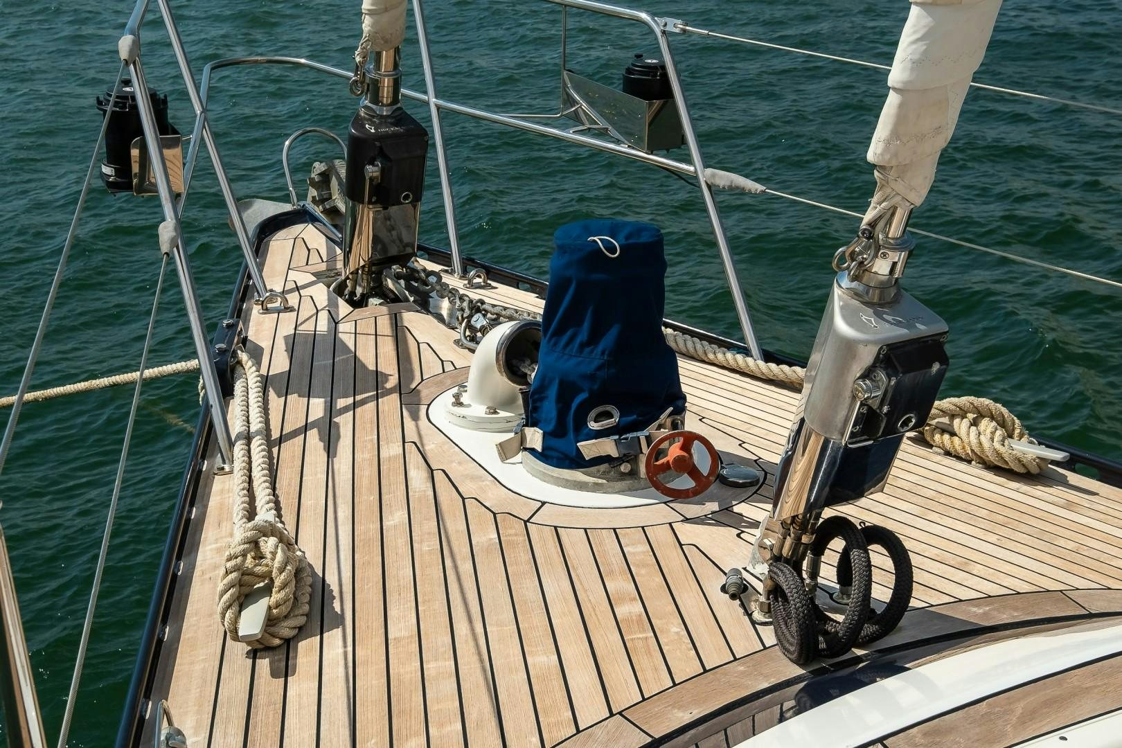 a boat with a motor on the water aboard ARQUIMEDES Yacht for Sale