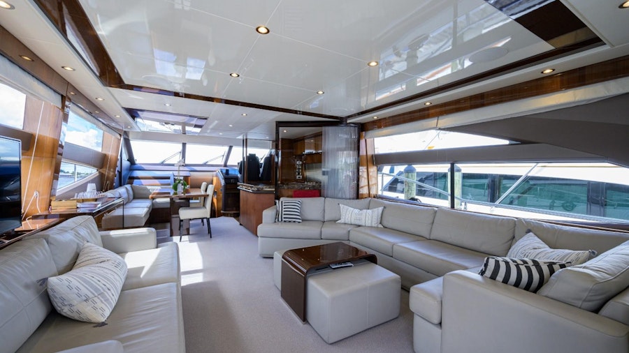 Where House Yacht Where House Yacht