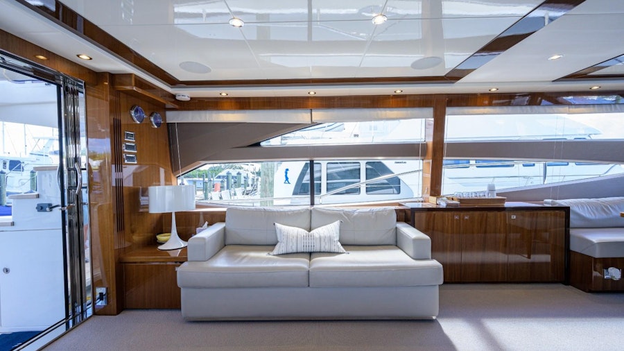 Where House Yacht Where House Yacht