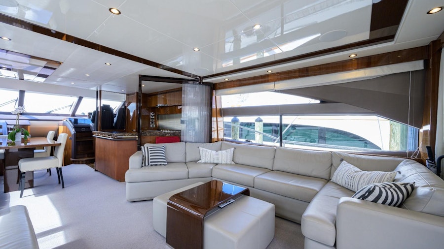 Where House Yacht Where House Yacht