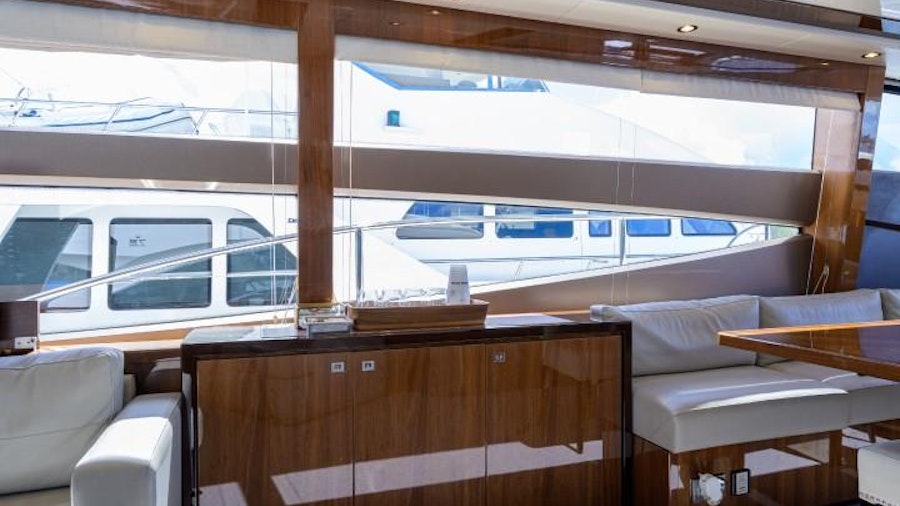Where House Yacht Where House Yacht