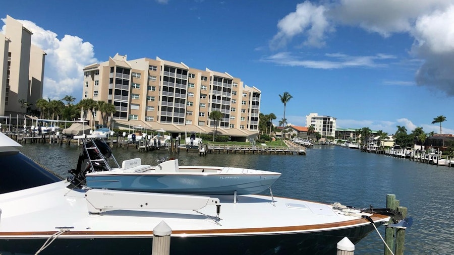 Renegade Yacht Renegade Yacht