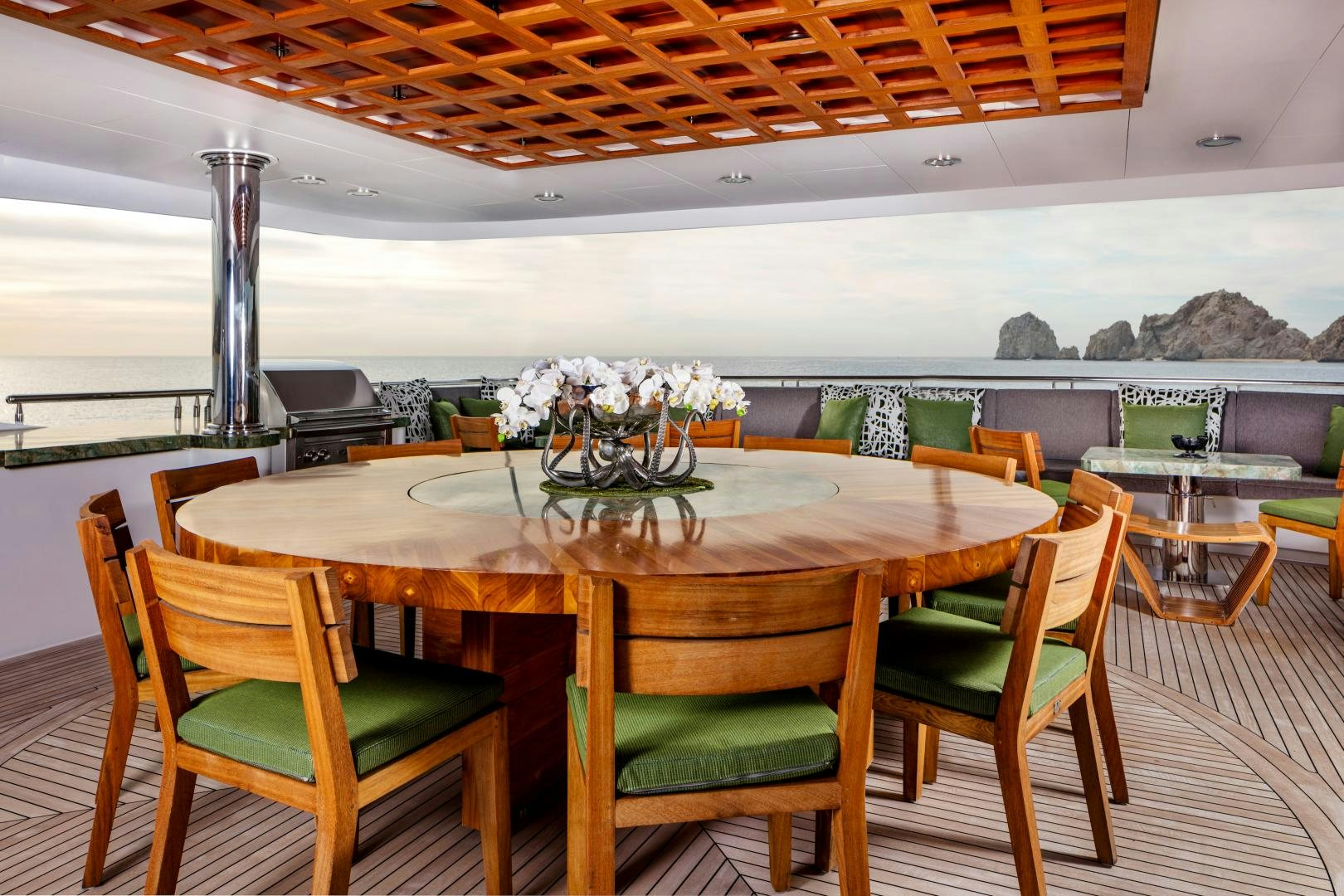 a dining table in a restaurant aboard CHAMPAGNE SEAS Yacht for Charter