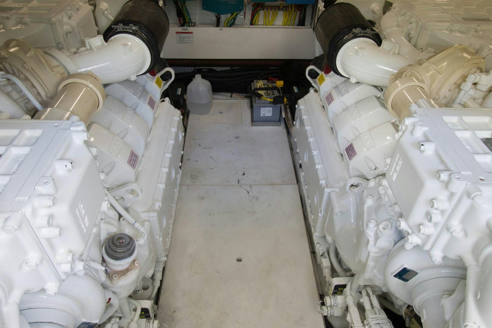 a room with a white machine aboard MOODSWING Yacht for Sale