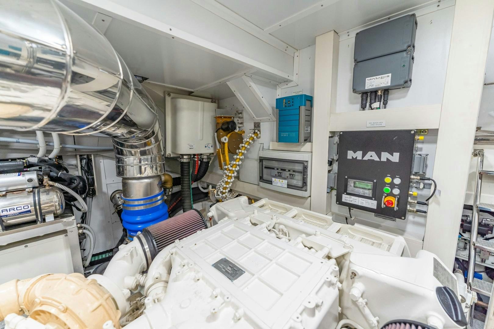 a room with medical equipment aboard MONTE CARLO Yacht for Sale