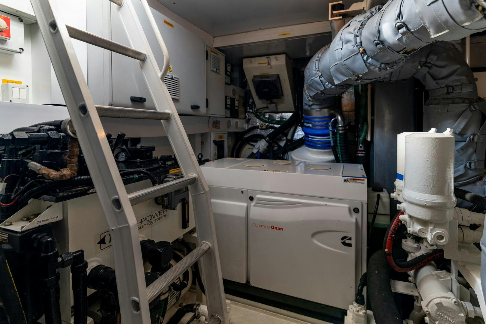 a machine with a white cylinder aboard SOL Y LUNA Yacht for Sale