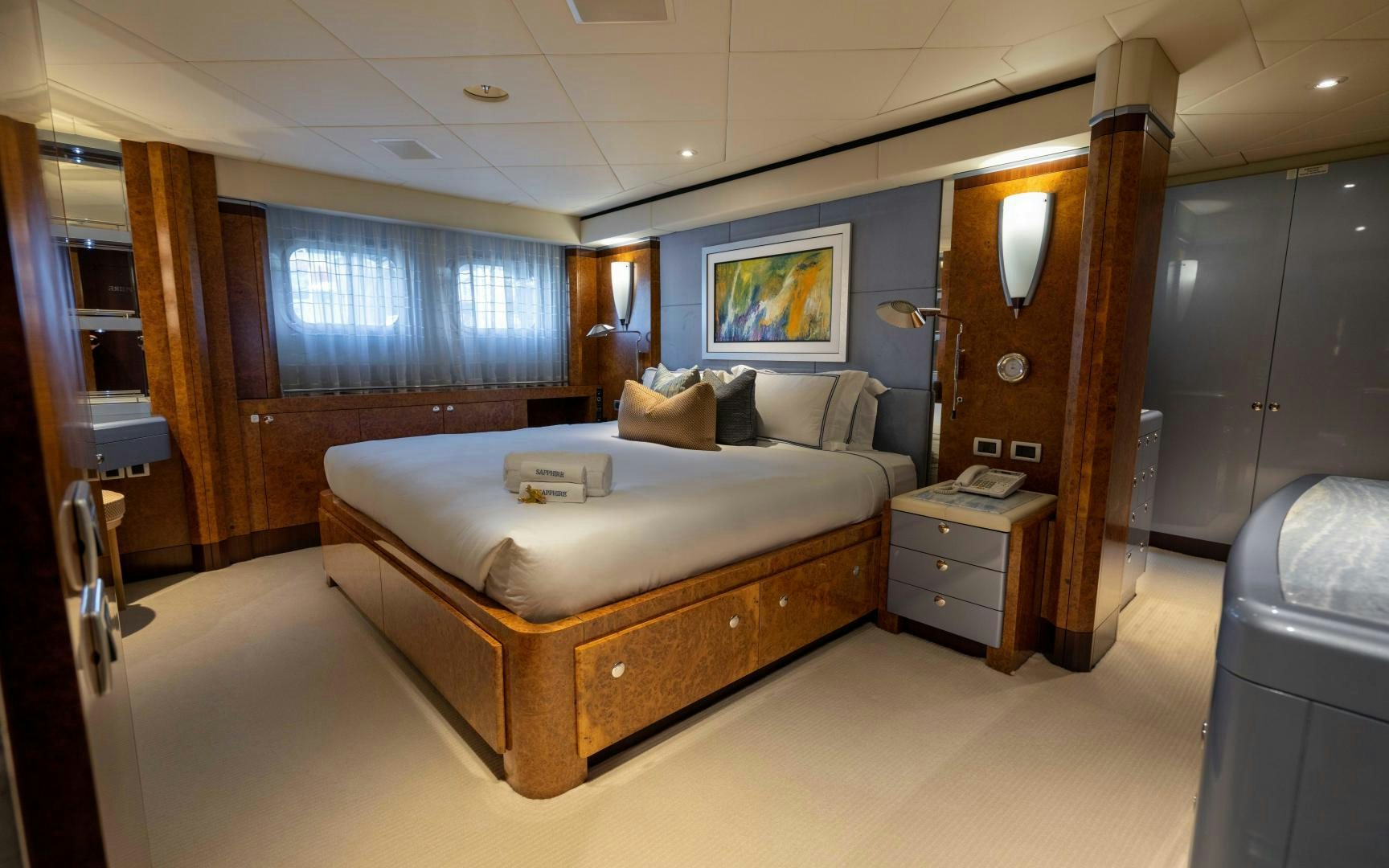 a hotel room with a bed aboard 4 ROSES Yacht for Sale