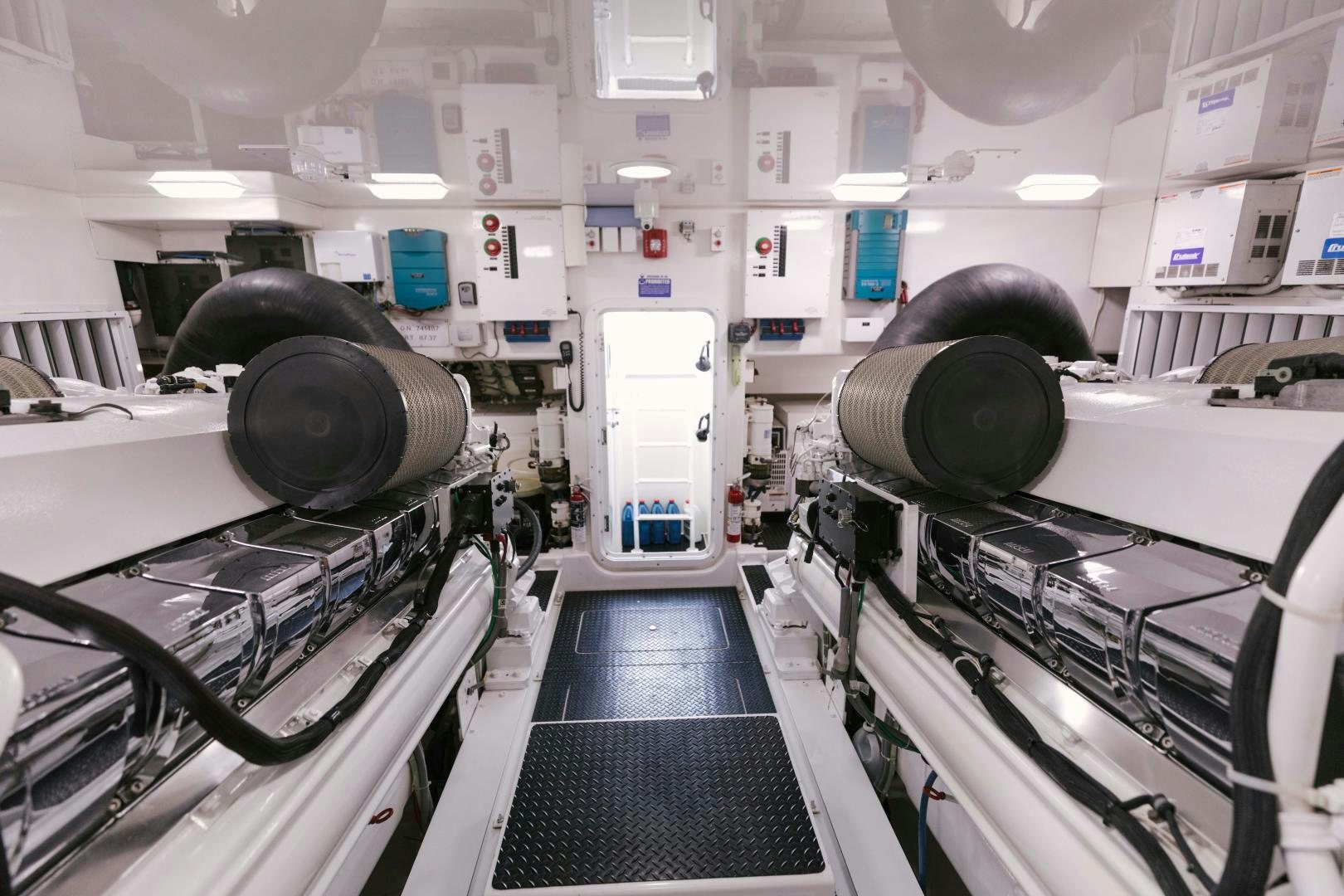 a room with machines aboard SALTY K Yacht for Sale