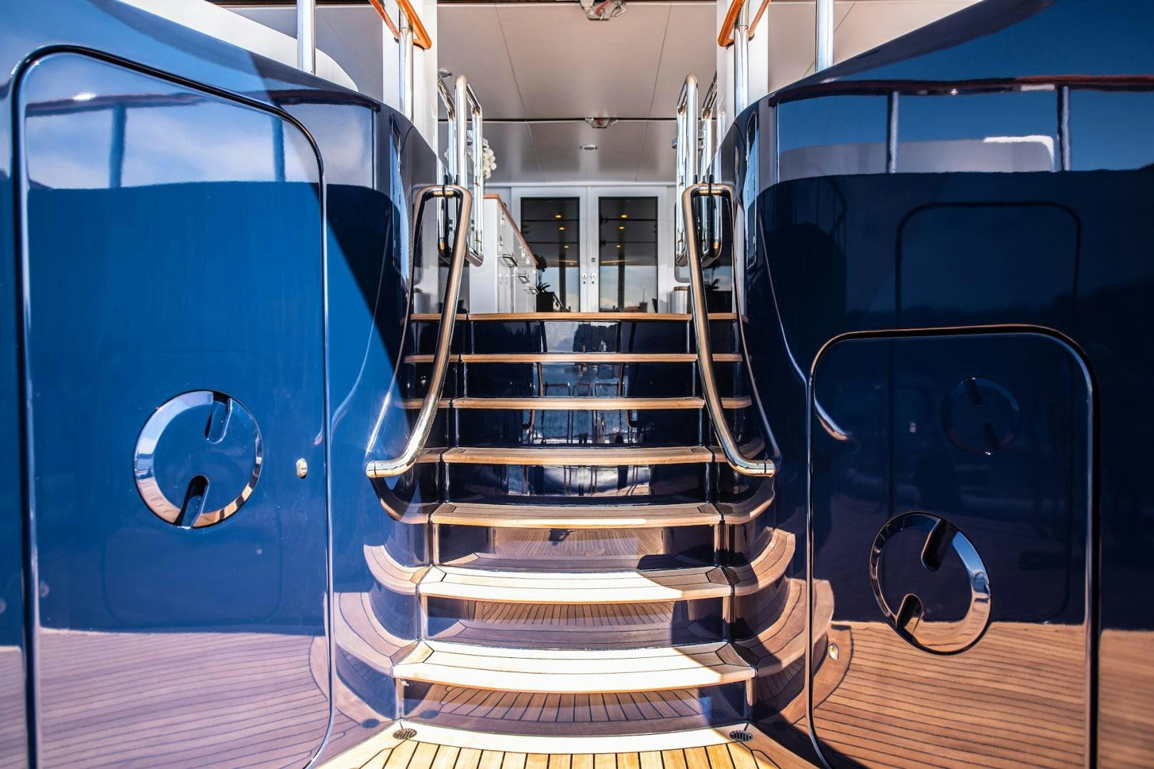 a large machine in a room aboard OCEAN'S SEVEN Yacht for Sale