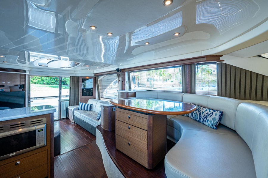 GINA LOUISE Yacht for Sale | 58 Sea Ray 2013