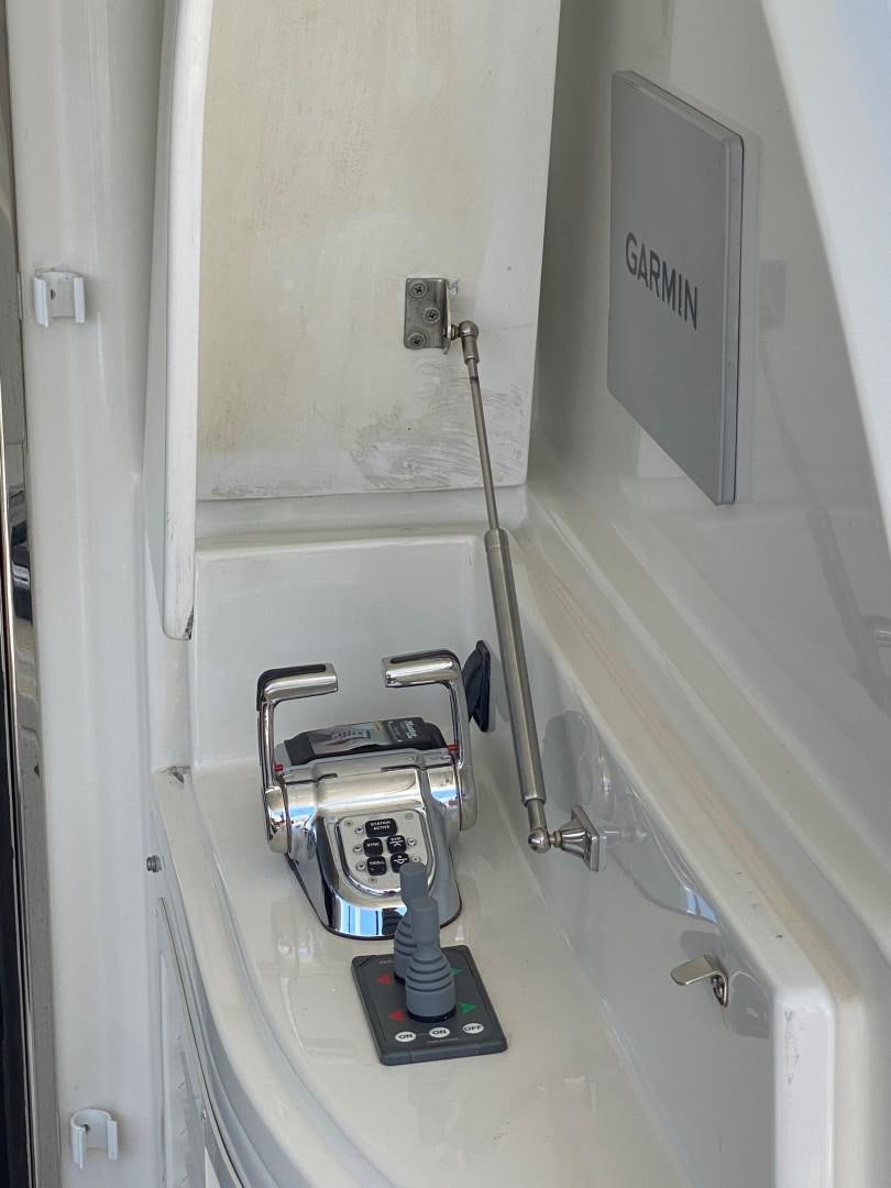 a metal object on a wall aboard Gettin' There Yacht for Sale