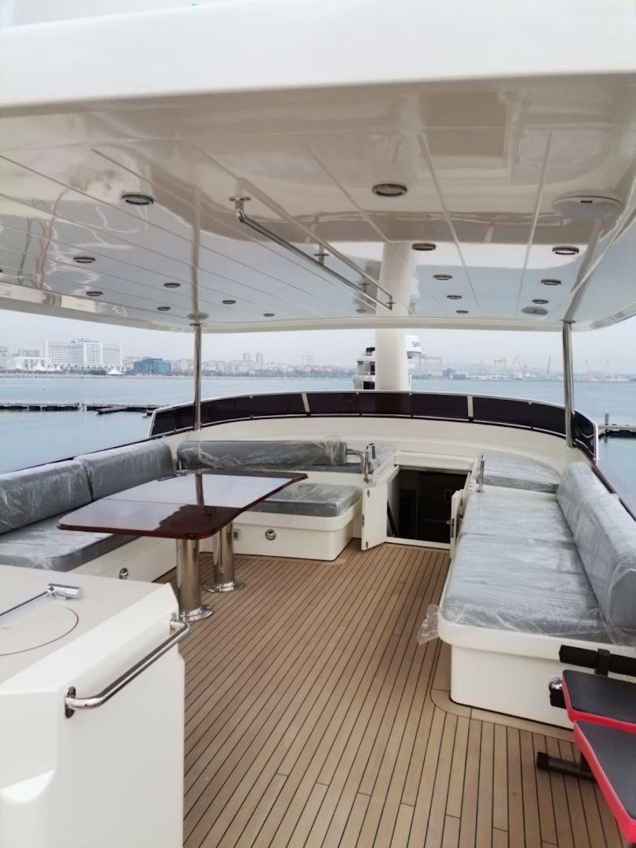 Features for DILNISIN Private Luxury Yacht For sale