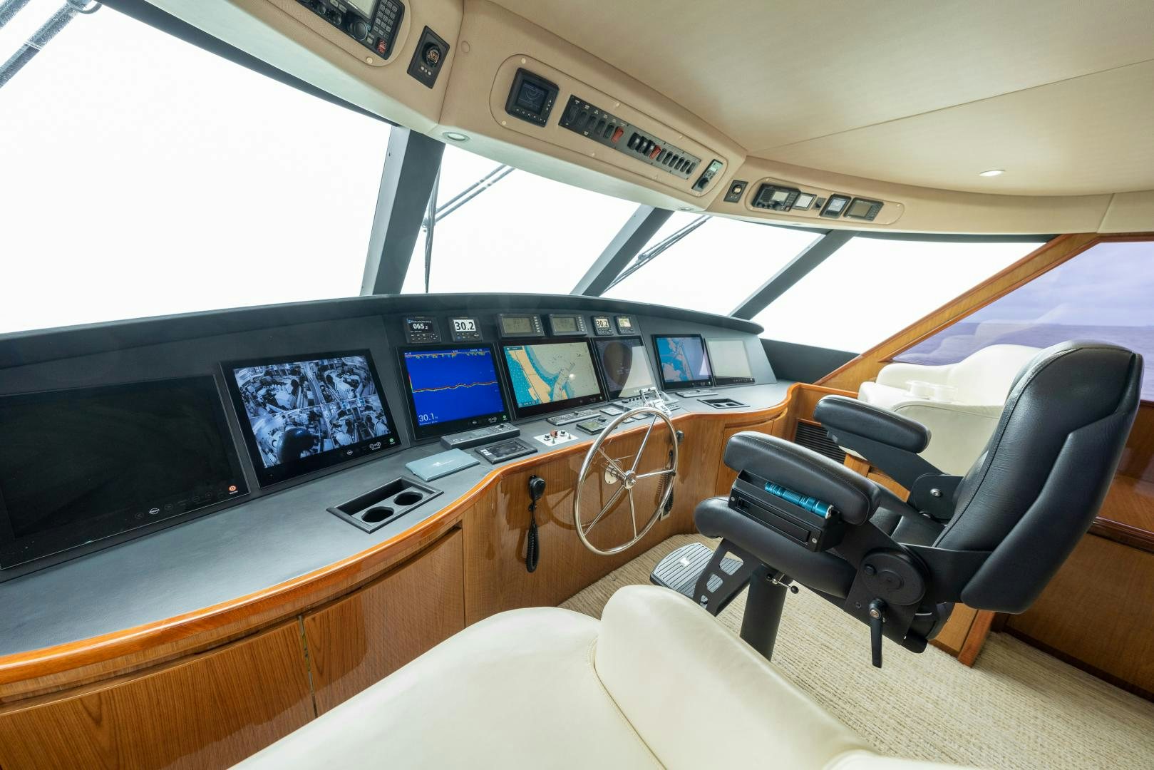 a room with many computers aboard MM CRICKET Yacht for Sale