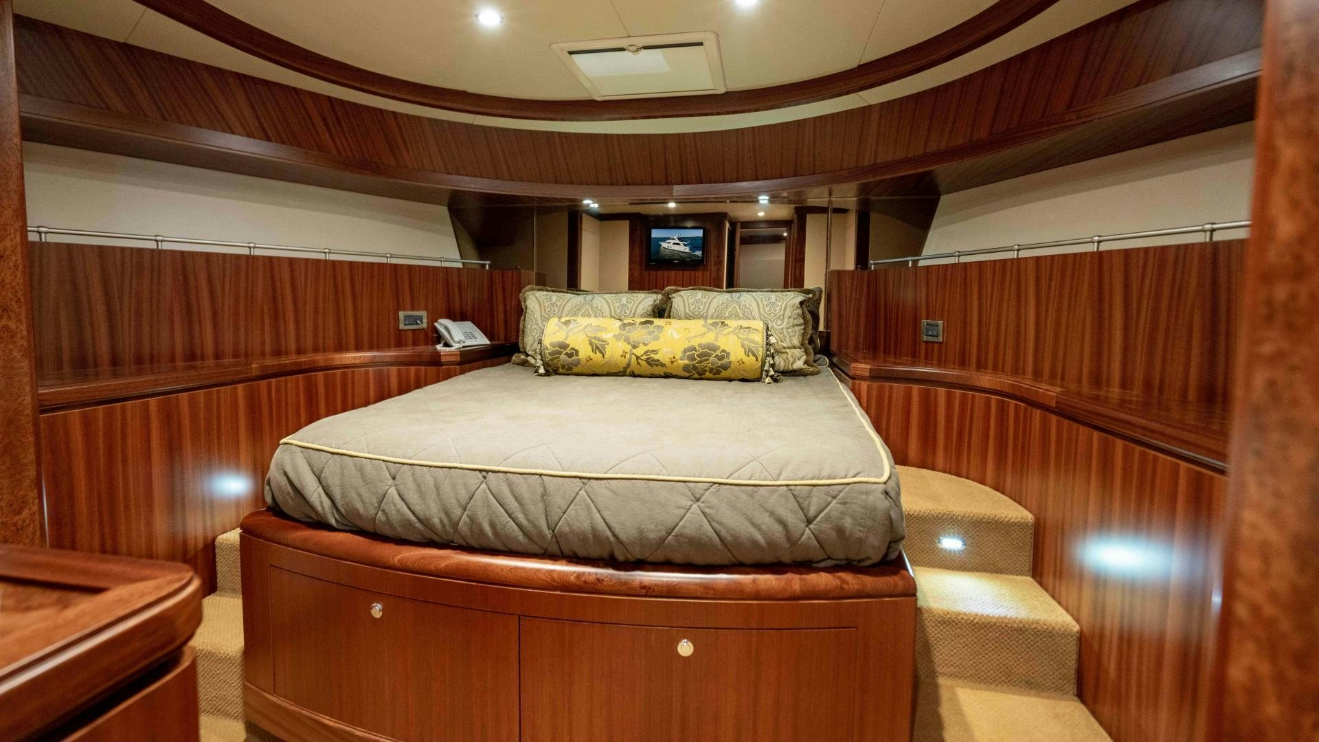 a bed in a cabin aboard RHYTHM'N BLUES Yacht for Sale