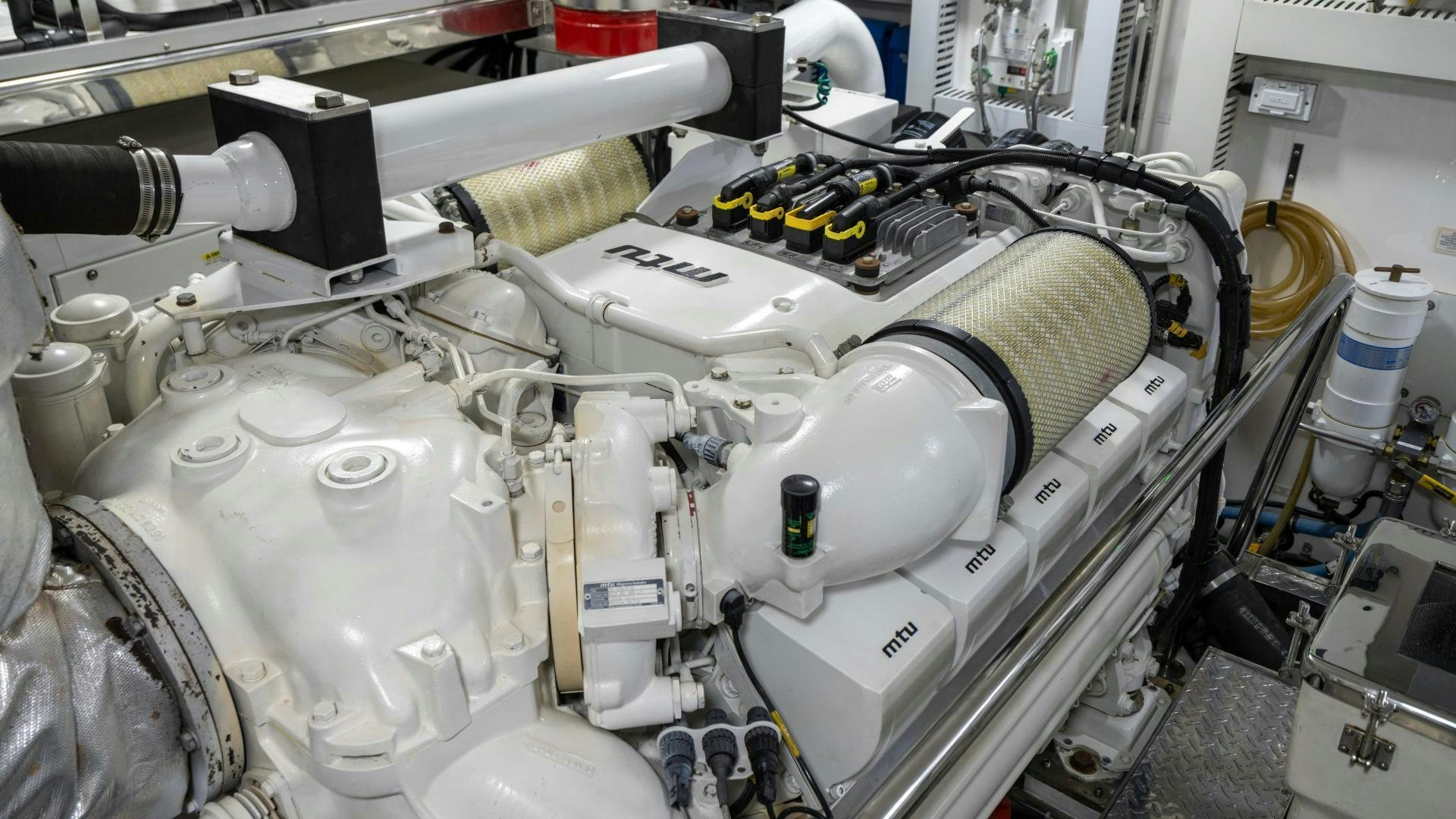 a machine with a large piece of equipment in it aboard RHYTHM'N BLUES Yacht for Sale