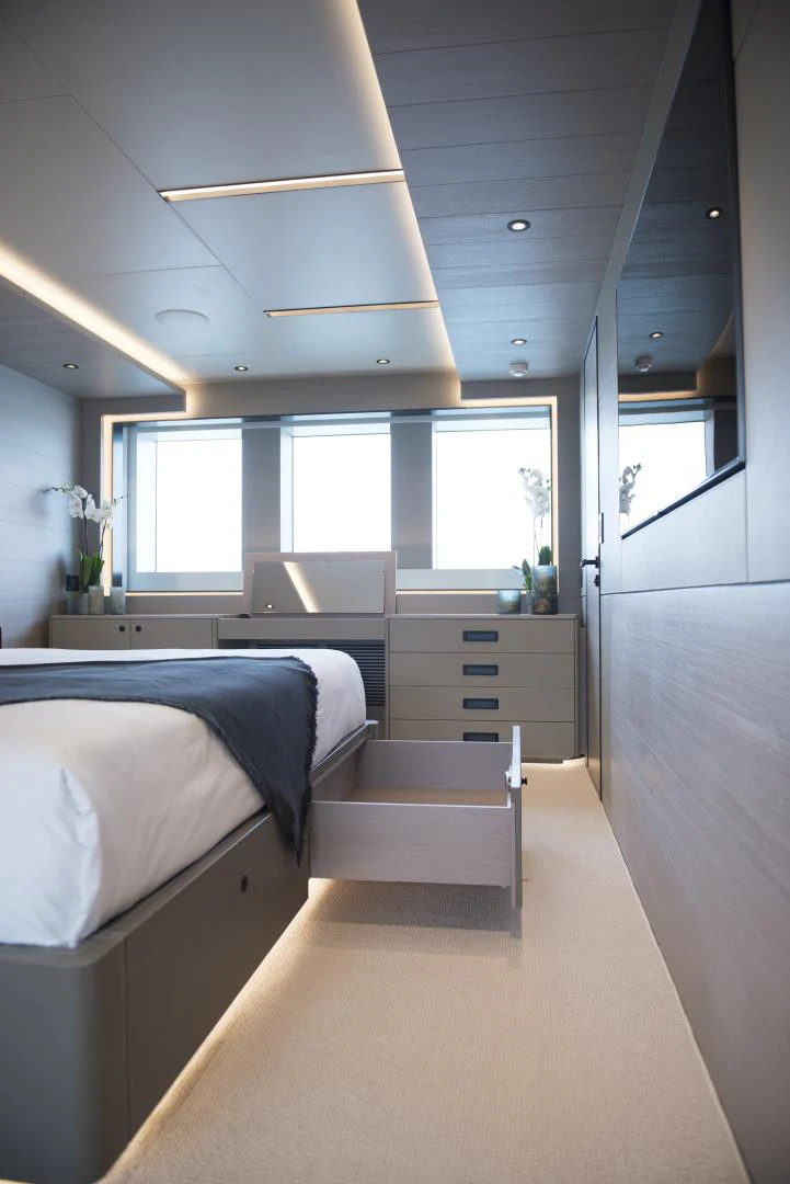 a room with two beds aboard ALFRESCO 125 Yacht for Sale