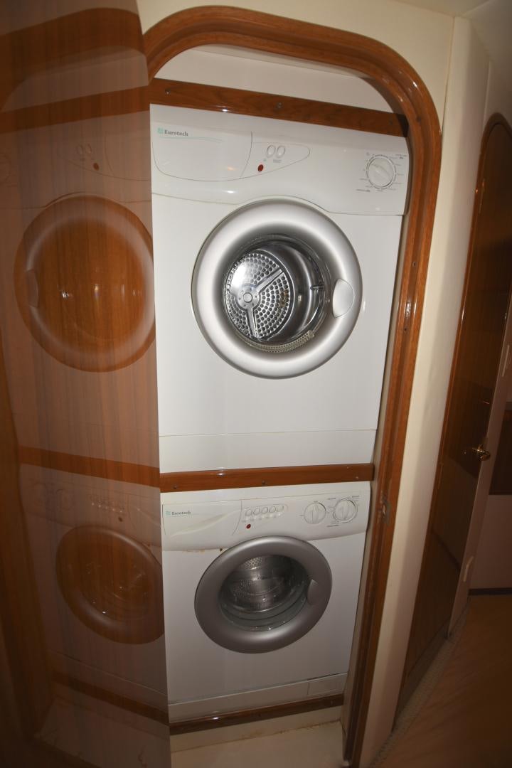 a washing machine with a fan aboard Hoof Hearted Yacht for Sale