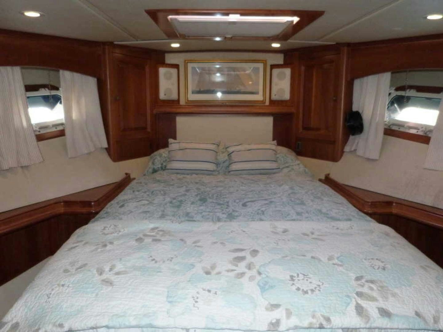 a bed in a cabin aboard RANGELEY Yacht for Sale
