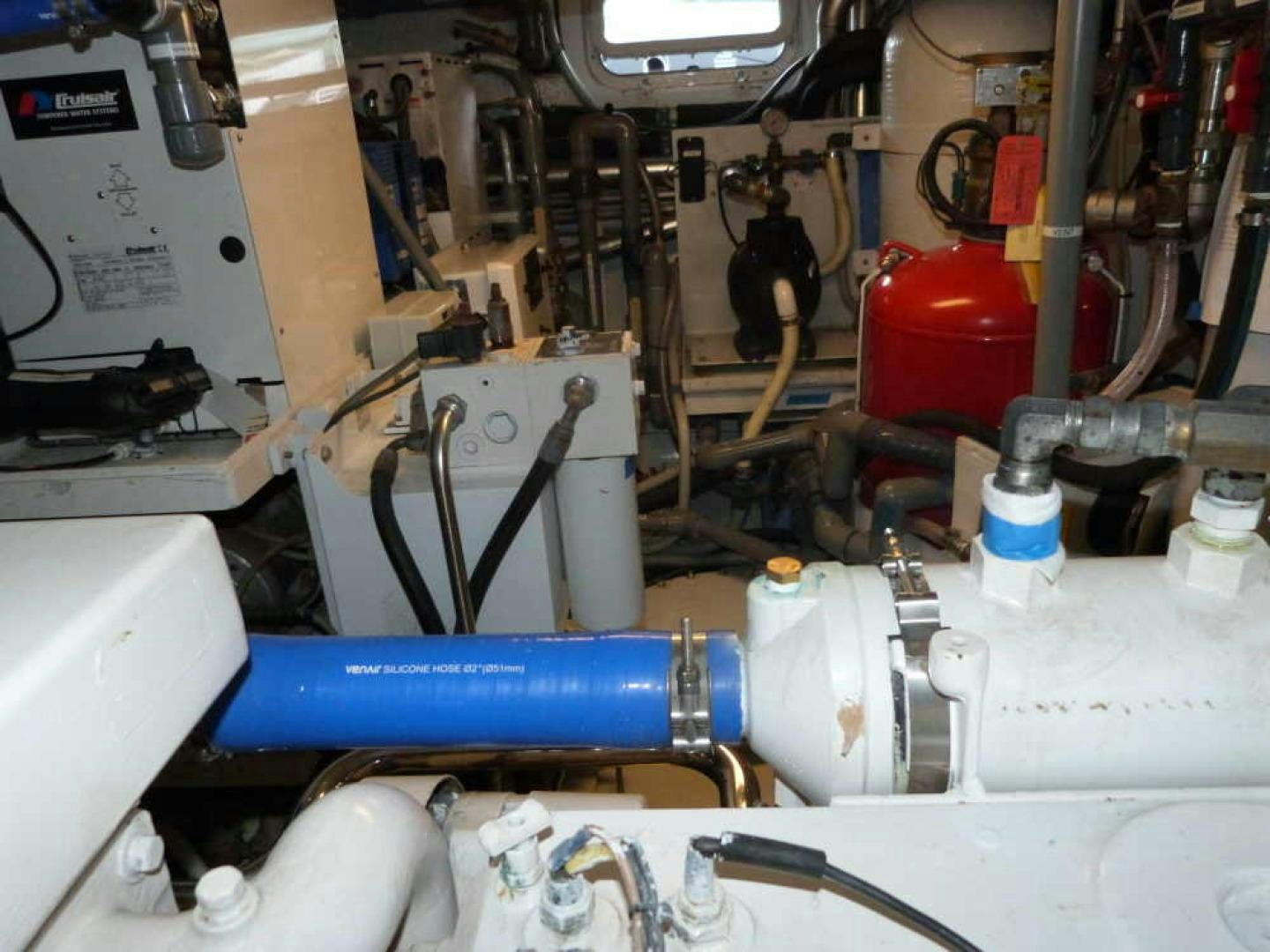 a machine with a blue tube aboard RANGELEY Yacht for Sale