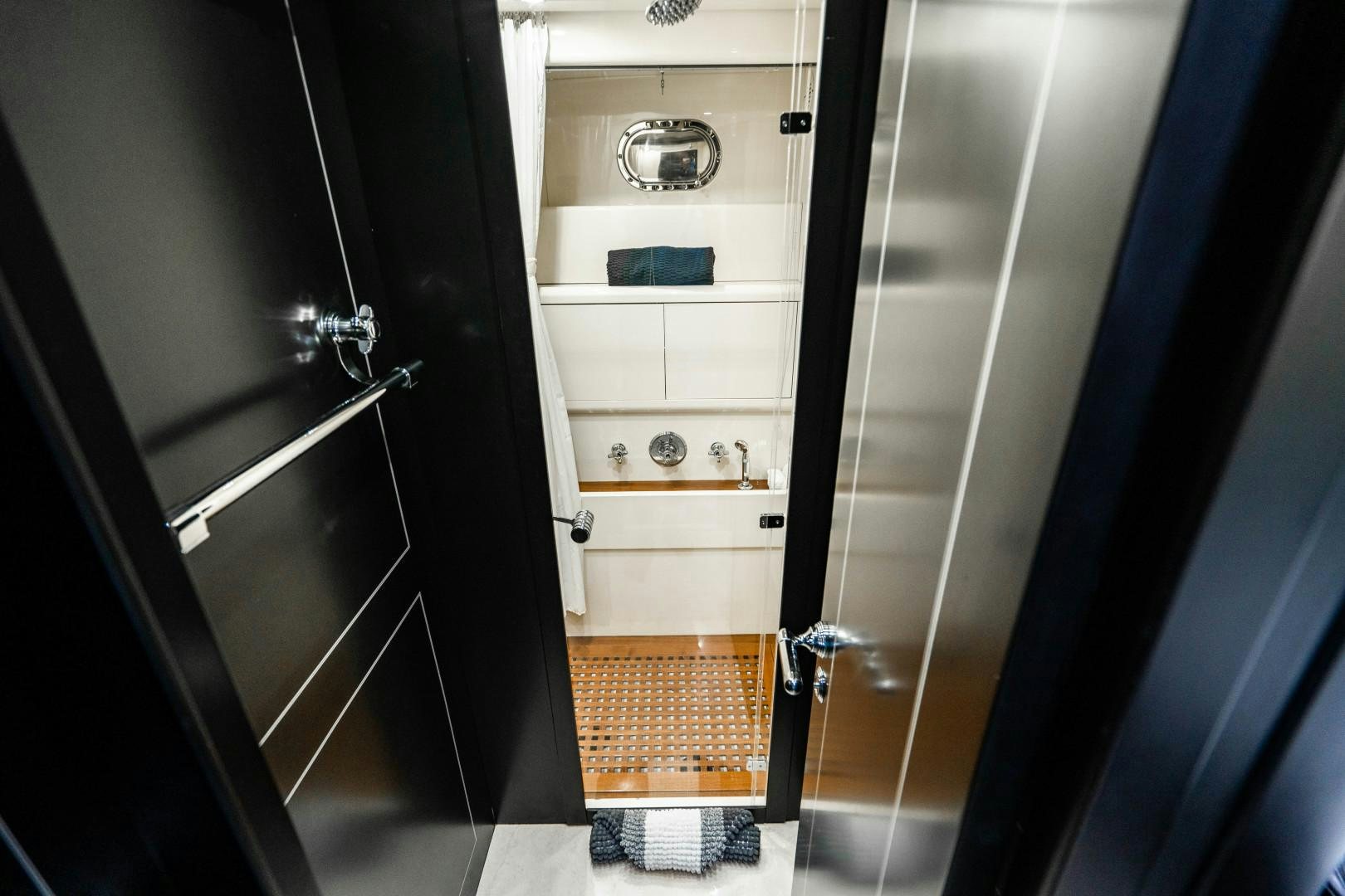 a door with a vent aboard IV GIOCARE Yacht for Sale