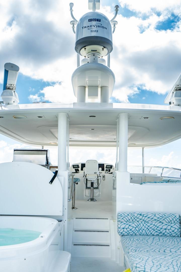 a white cylindrical object on a white surface aboard WILD KINGDOM Yacht for Sale