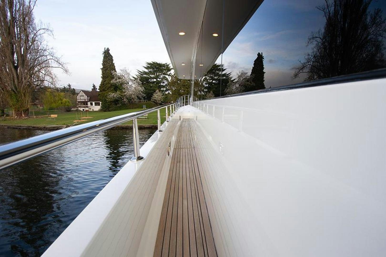 a white wall with a water fountain aboard LODESTAR Yacht for Sale