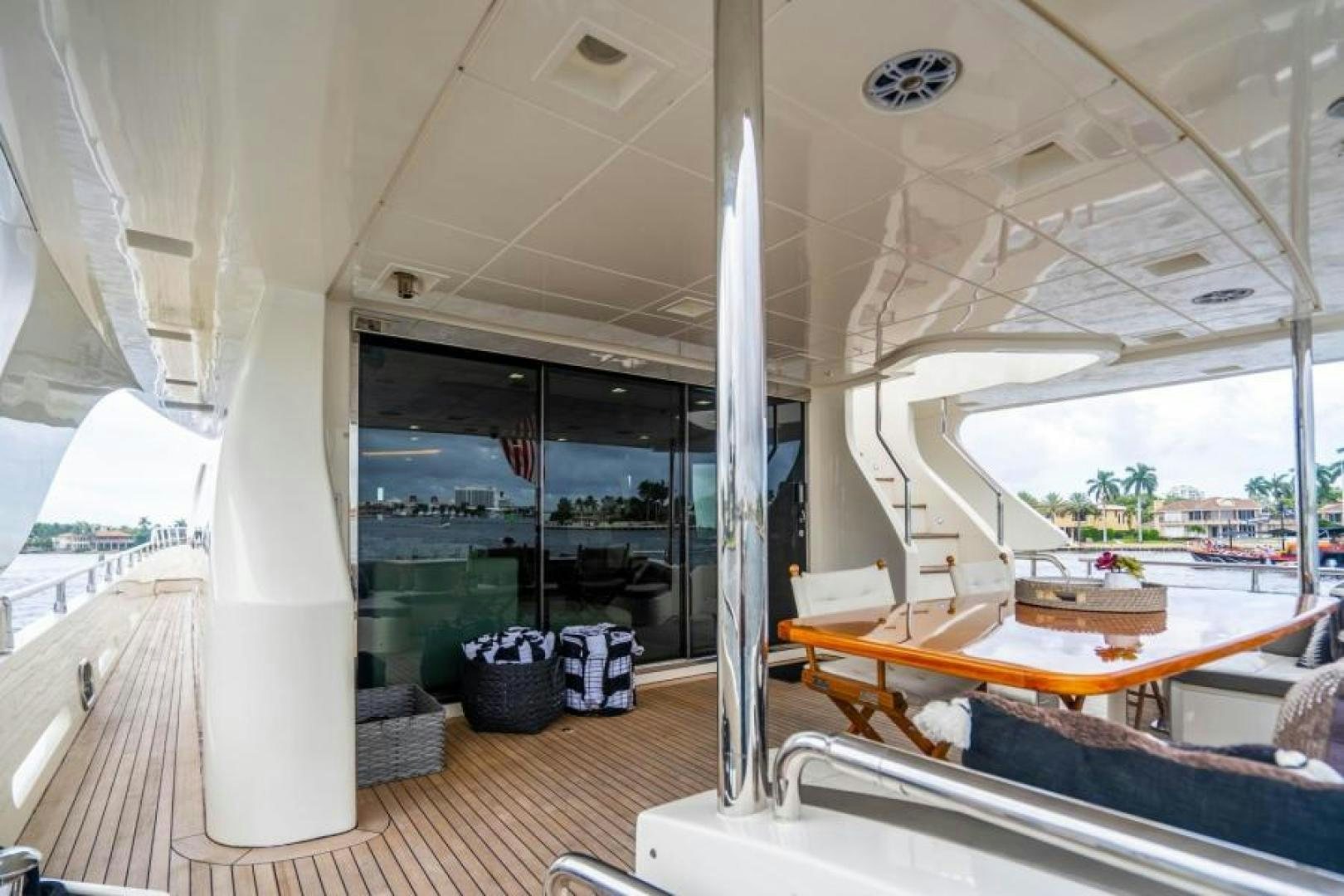 a room with a large white column aboard KNOT WOKE Yacht for Sale