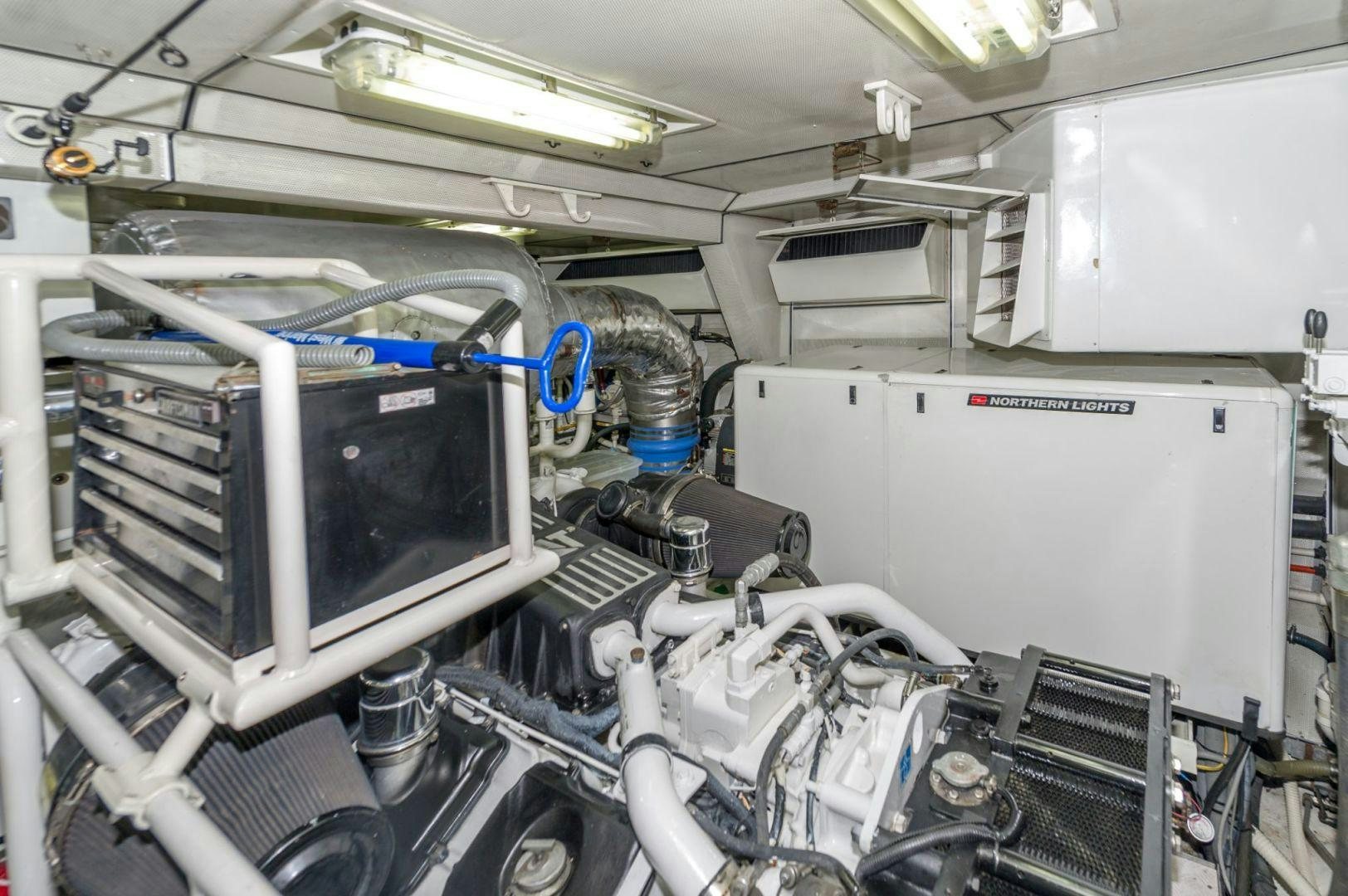 a machine with a blue tube aboard WINDWARD Yacht for Sale