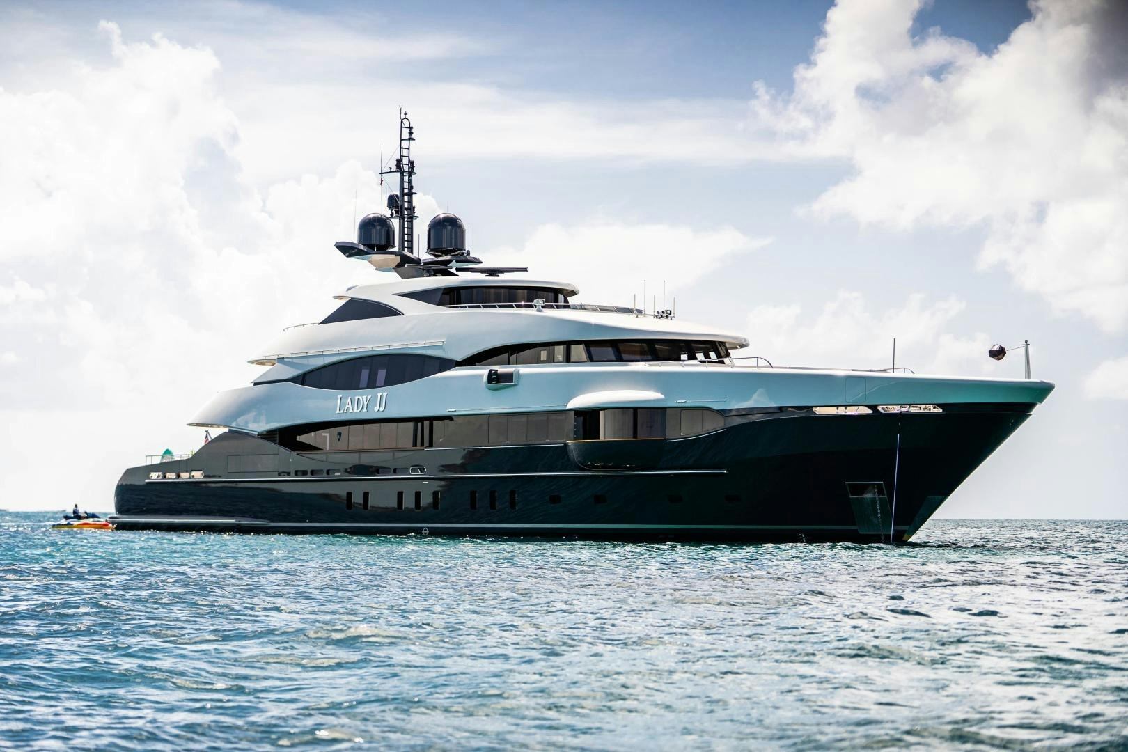 SOUTH Yacht for Sale in Fort Lauderdale | 180' 5