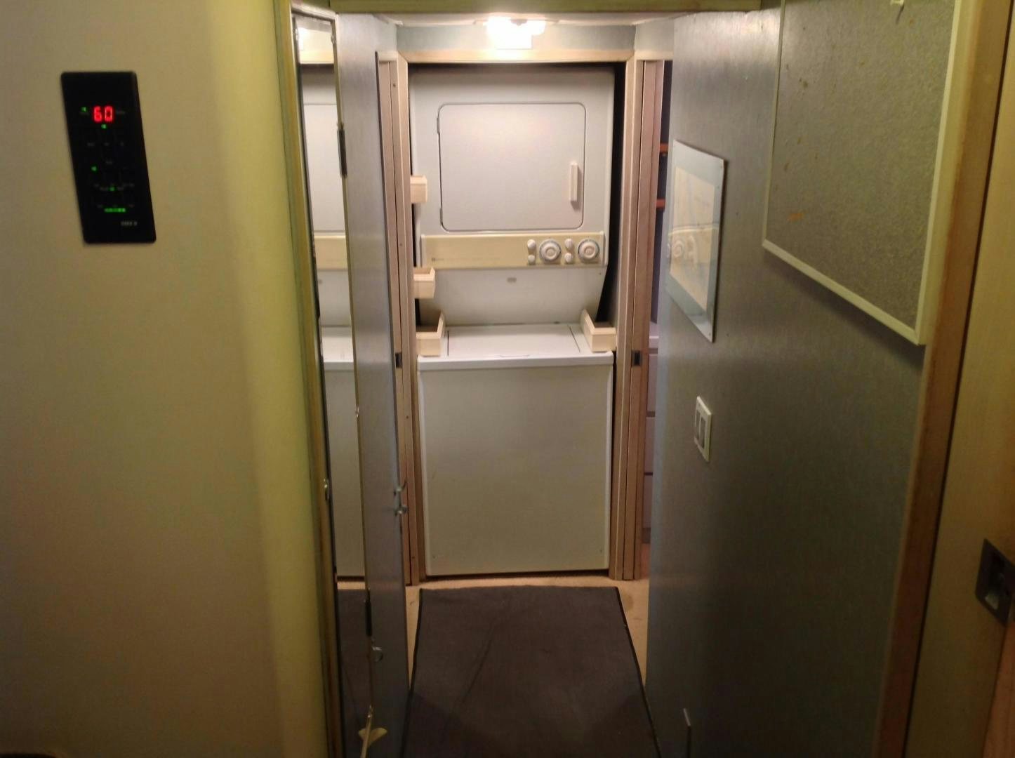 a door with a screen aboard AUDACITY Yacht for Sale