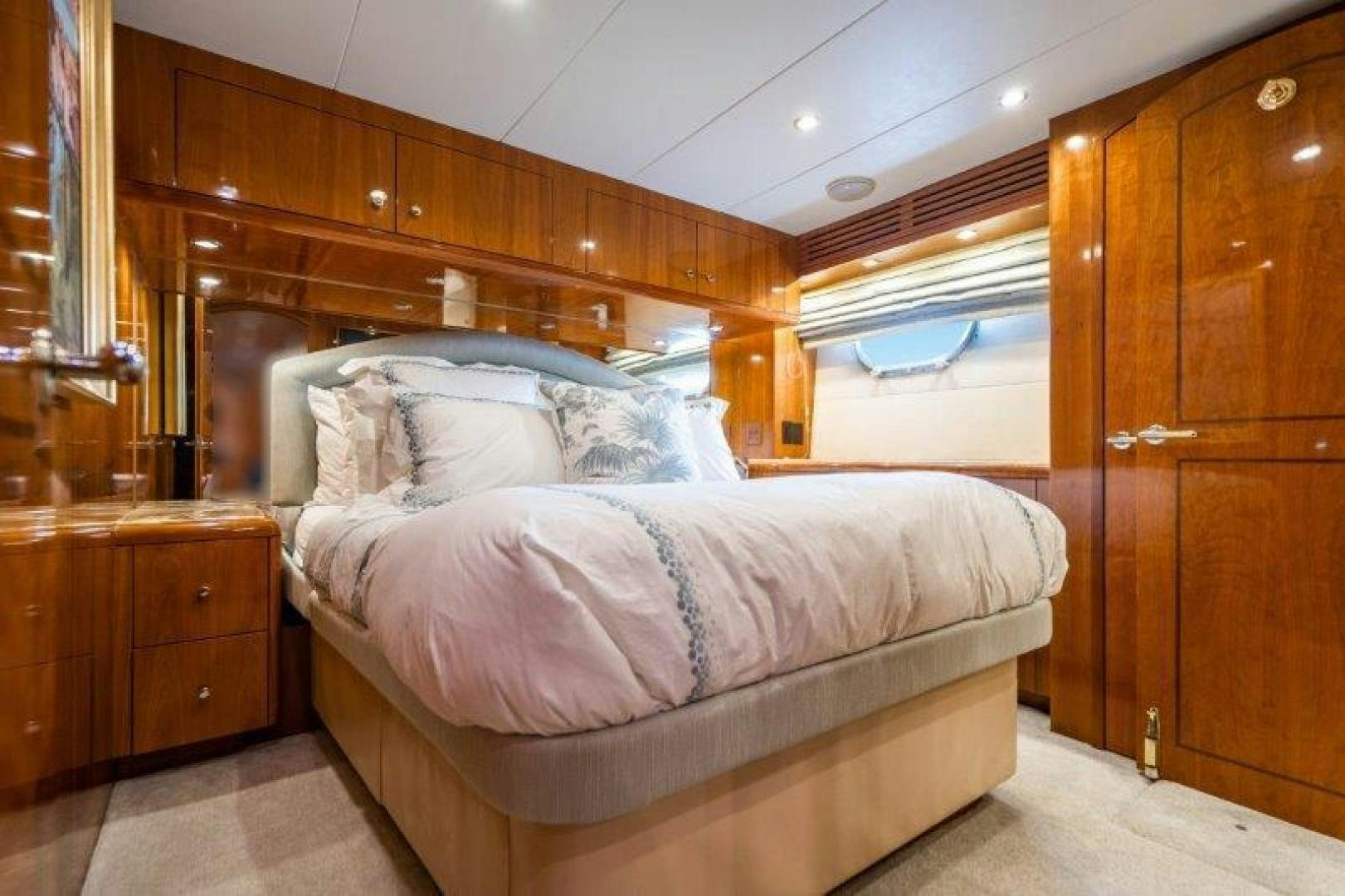 a bed in a cabin aboard TIE BREAKER Yacht for Sale