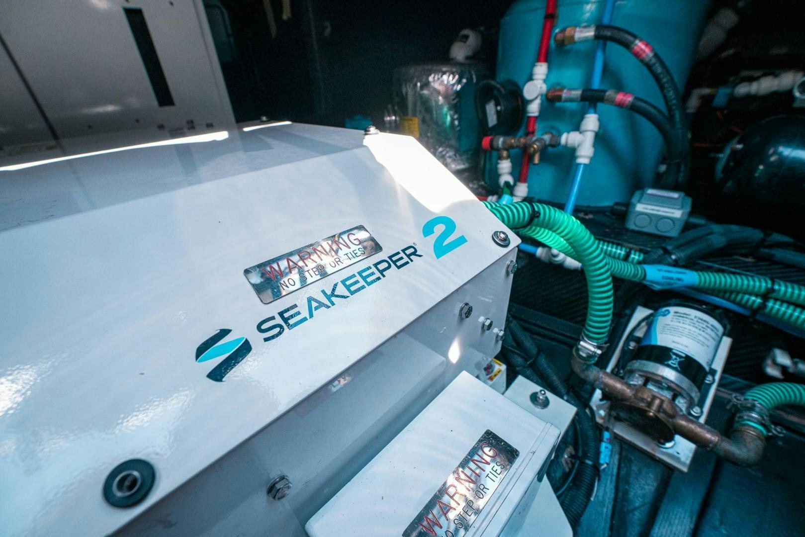 a machine with a green wire aboard PR35 Yacht for Sale