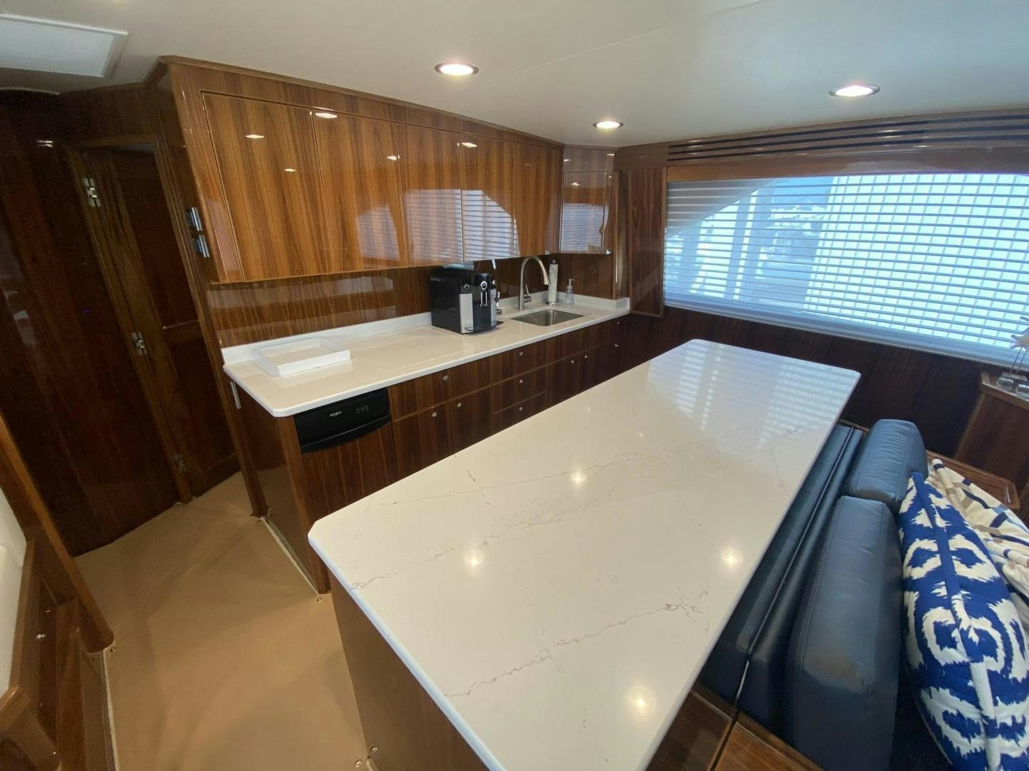 a large bathroom with a large tub aboard Make It Happen Yacht for Sale