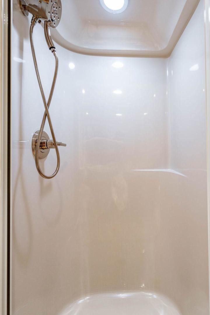 a shower head with a wire aboard NORTH COAST 120 Yacht for Sale