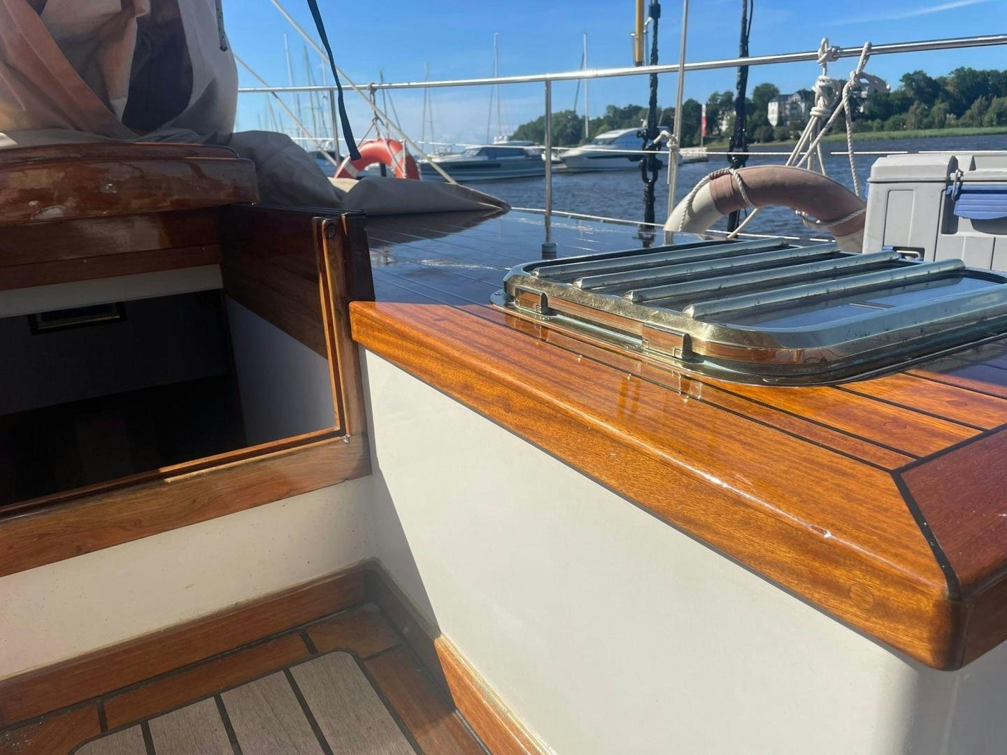 a fish tank on a boat aboard SKYTHIA Yacht for Sale