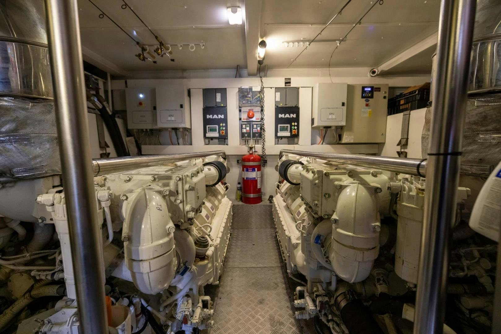 a room with machines aboard HAPPY HOURS Yacht for Sale
