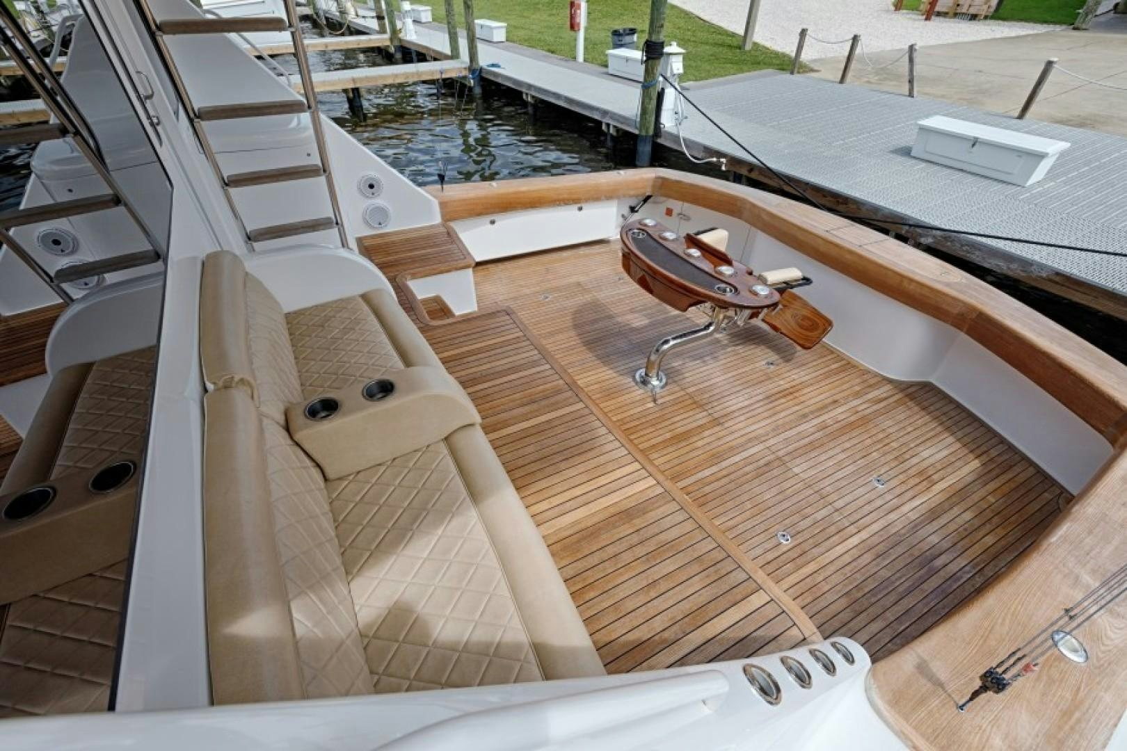 a room with a sink and a bathtub aboard REEL GOOD TIME Yacht for Sale