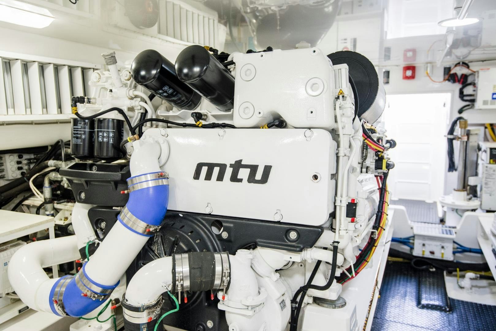 a robot with a helmet aboard C STUDENT Yacht for Sale