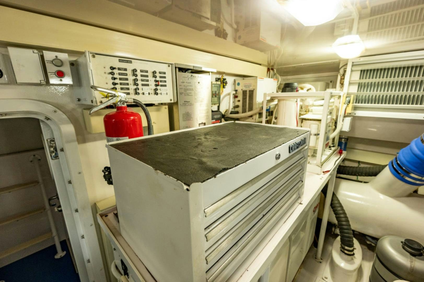 a machine with a red light aboard Bimini Babe Yacht for Sale